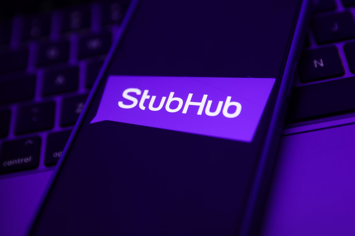 How to Score Free StubHub Tickets + 3,975 Points With Your Chase Sapphire Reserve