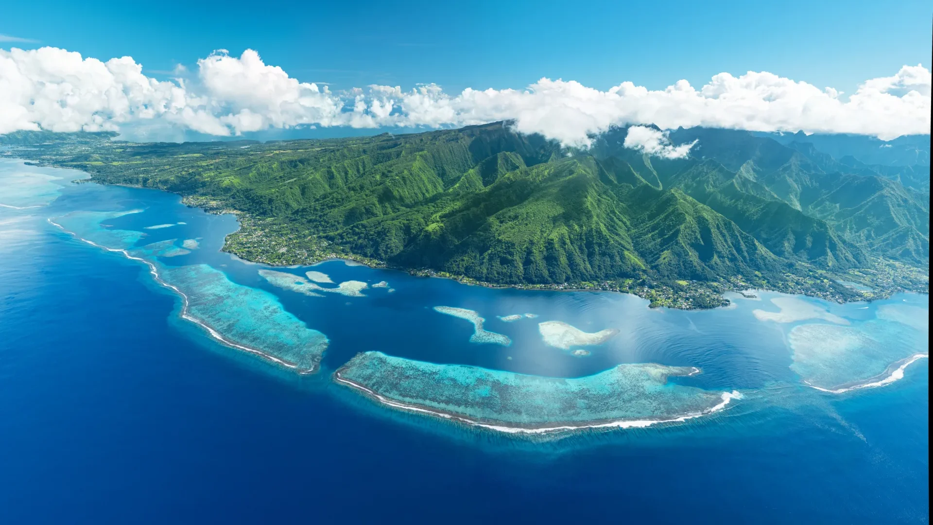 LAX → Tahiti : 83K Points in Business Class