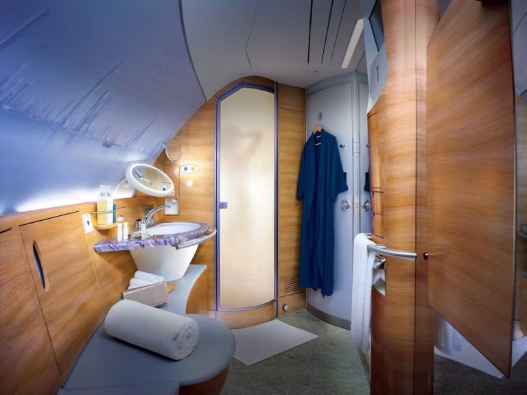 How I Just Booked Emirates First Class With Points Without Having Emirates Status