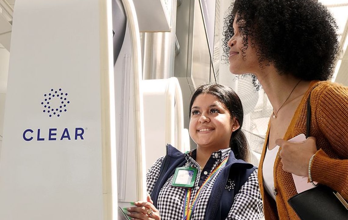 Amex CLEAR Plus credit used with CLEAR eGate at airport security